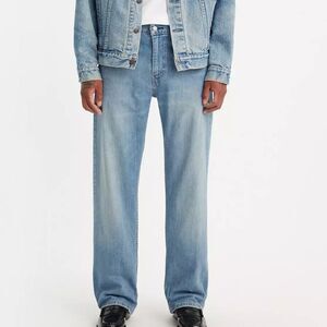 Levi’s 569 Men's Light Blue Jeans Relaxed fit 44x 30 waist measures 45”